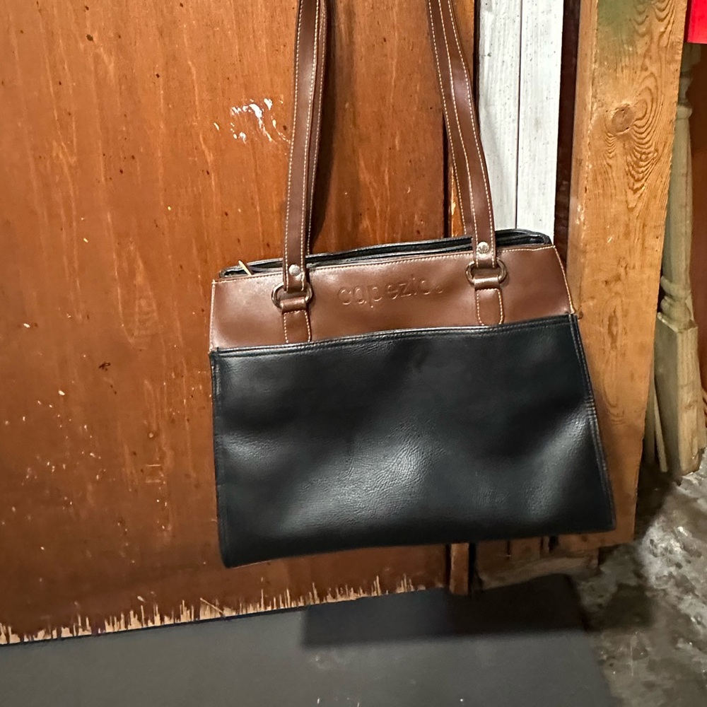 Capezio shoulder tote